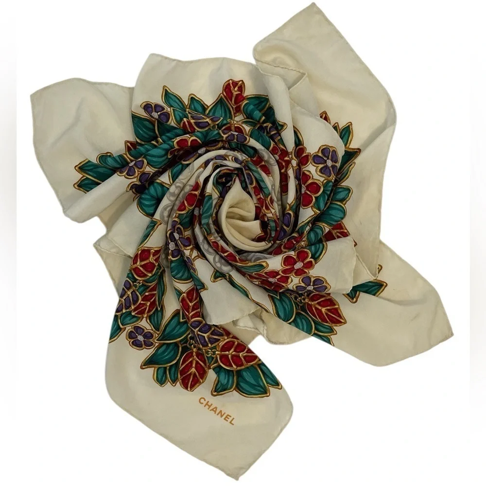 Authentic Chanel Vintage Gripoix Cream Silk Scarf Rare Print